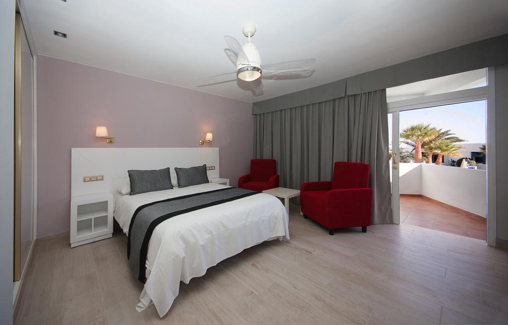 Apartamentos Panorama Adults Only Puerto del Carmen  Exterior photo