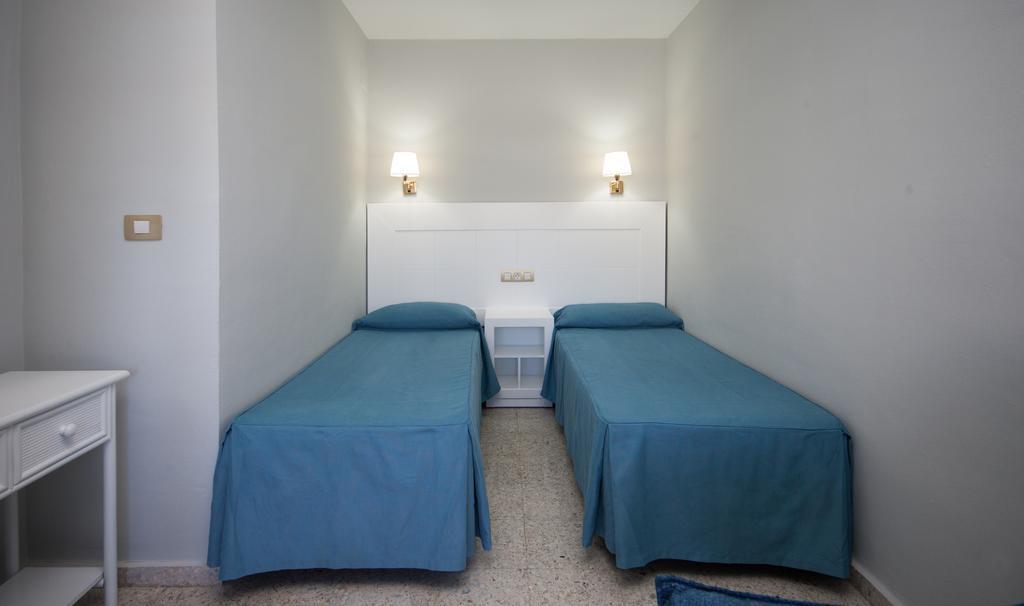 Apartamentos Panorama Adults Only Puerto del Carmen  Room photo